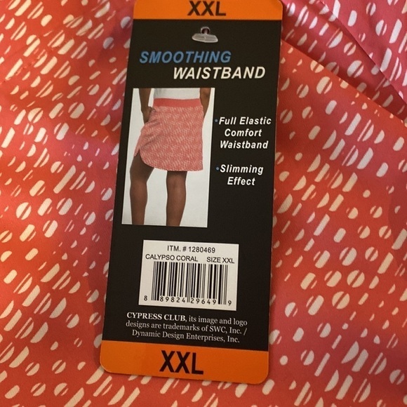 Cypress Club Coral skort. - Picture 3 of 6